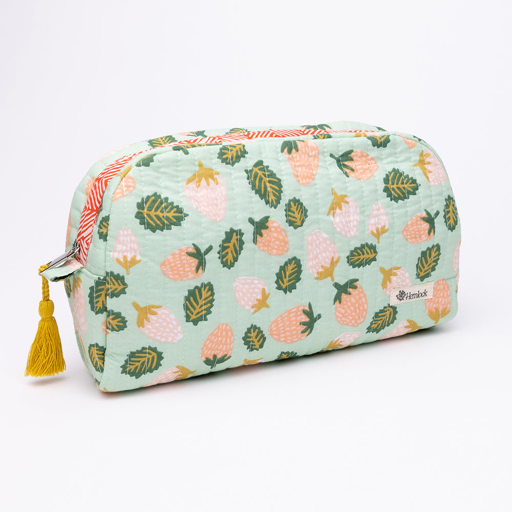 Suzette Large Quilted Scallop Zipper Pouch