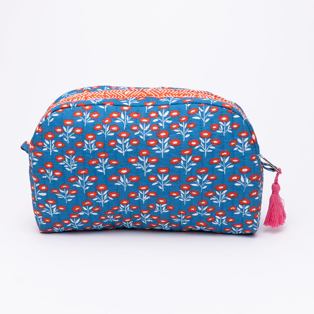 Juliet Large Quilted Scallop Zipper Pouch