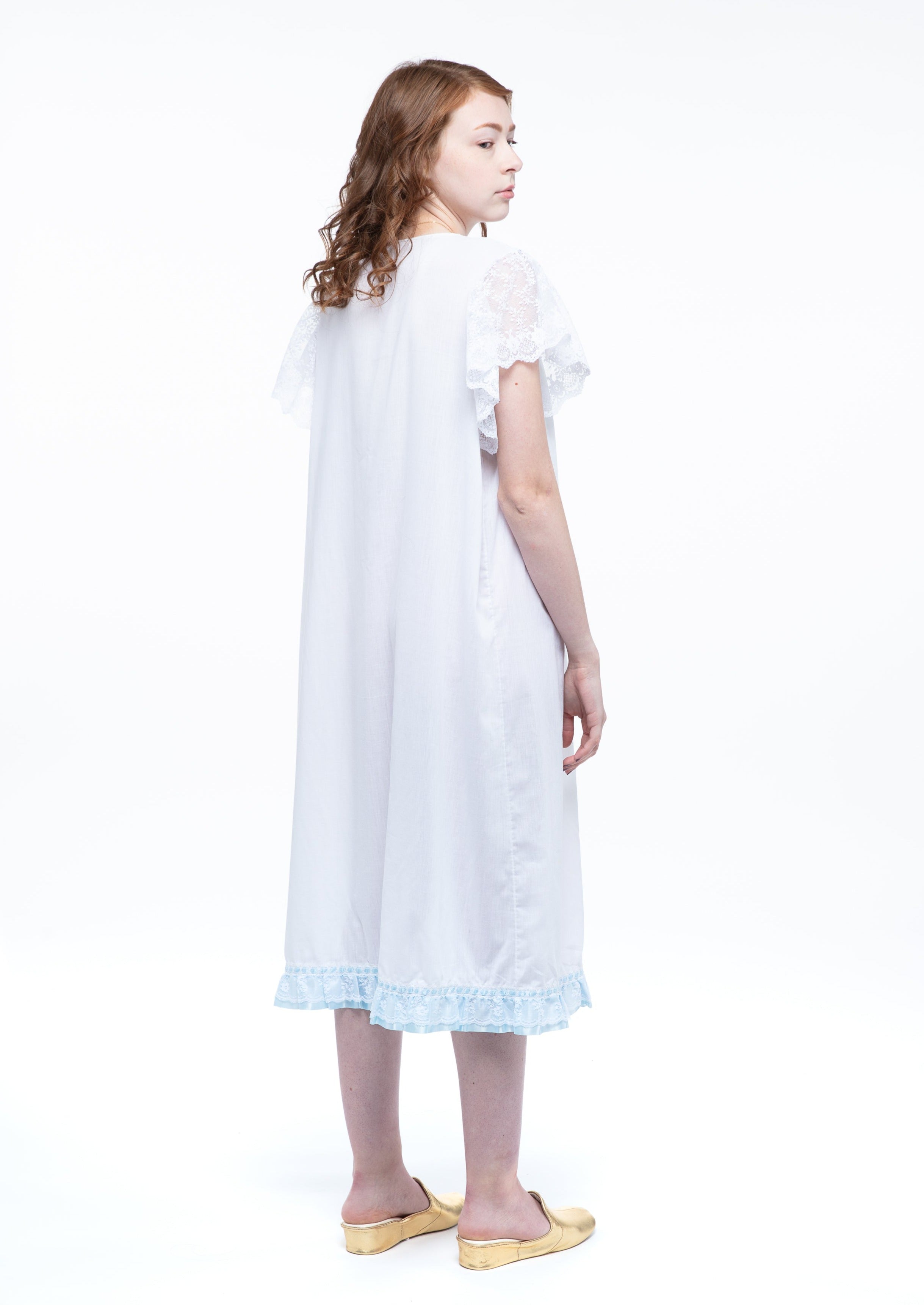 Vintage Blue Ribbon Nightgown Size: XL - White